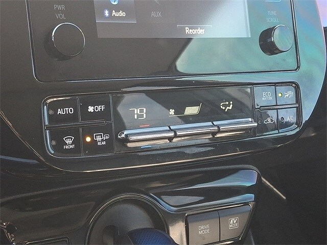 Thumbnail: 2019 Toyota Prius - 15