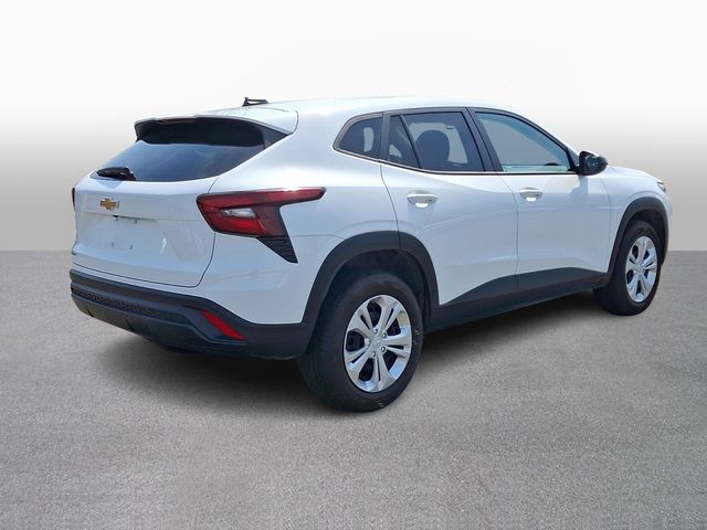 Thumbnail: 2025 Chevrolet Trax - 4