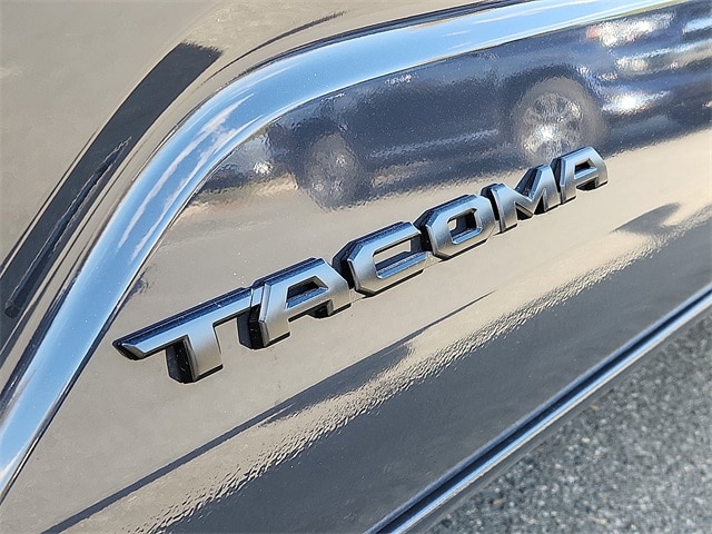 Thumbnail: 2025 Toyota Tacoma - 18