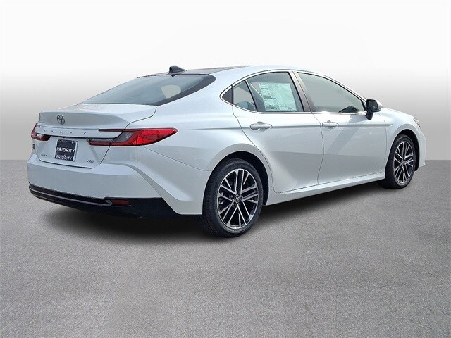 Thumbnail: 2026 Toyota Camry - 4