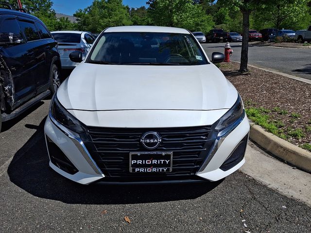 Thumbnail: 2024 Nissan Altima - 3