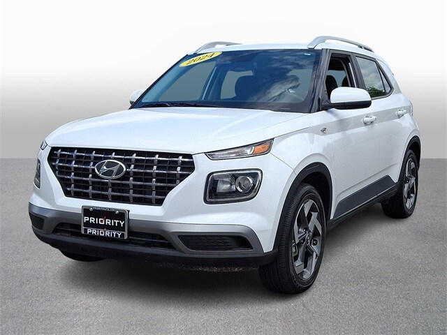 2024 Hyundai Venue SEL -
                  Springfield, VA