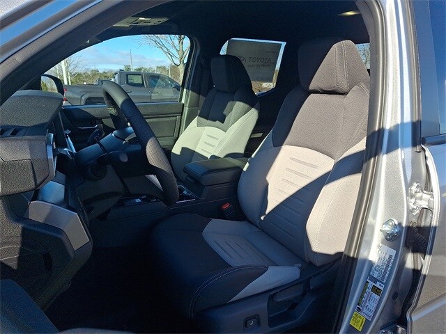 Thumbnail: 2025 Toyota Tacoma - 13