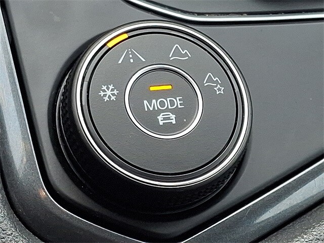 Thumbnail: 2021 Volkswagen Tiguan - 19