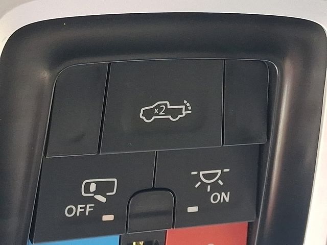 Thumbnail: 2025 RAM 1500 - 30