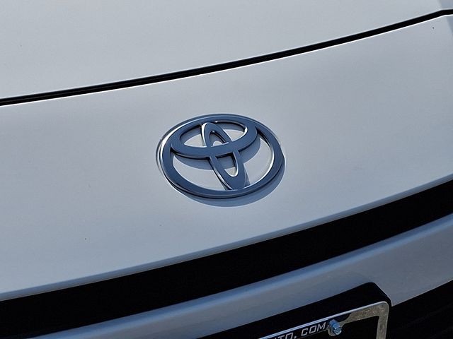 Thumbnail: 2025 Toyota Camry - 10