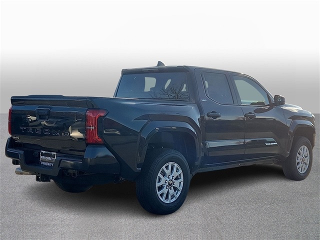 Thumbnail: 2025 Toyota Tacoma - 4