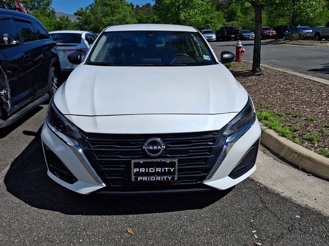 Thumbnail: 2024 Nissan Altima - 4
