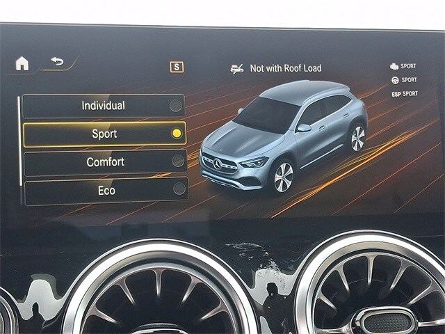 Thumbnail: 2023 Mercedes-Benz GLA - 26