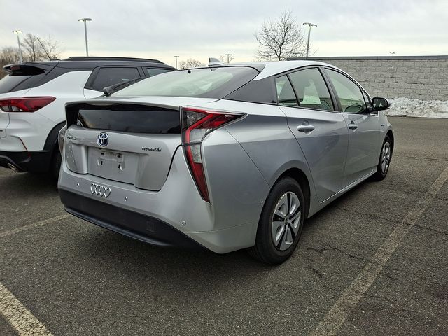 Thumbnail: 2017 Toyota Prius - 6