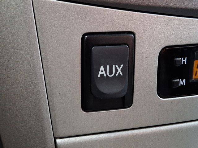 Thumbnail: 2010 Toyota Corolla - 20