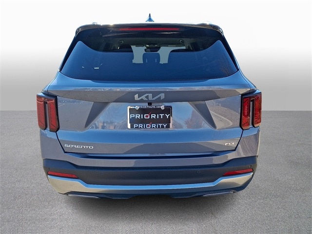 Thumbnail: 2025 Kia Sorento - 4