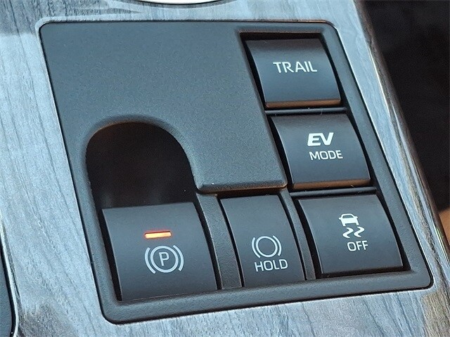 Thumbnail: 2024 Toyota Highlander - 26