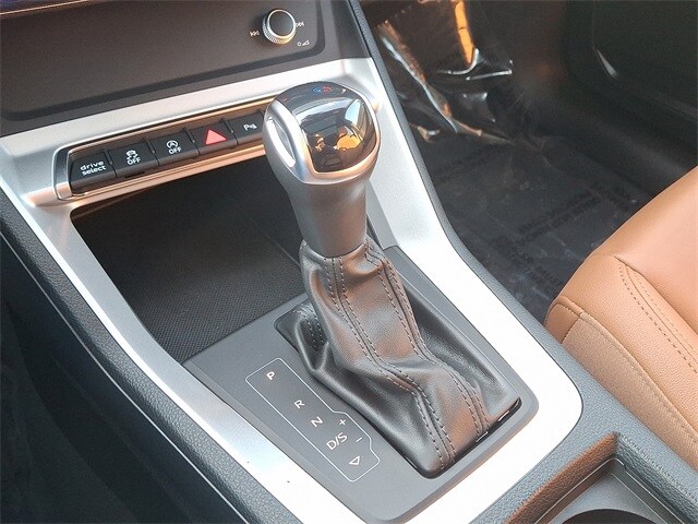 Thumbnail: 2025 Audi Q3 - 15