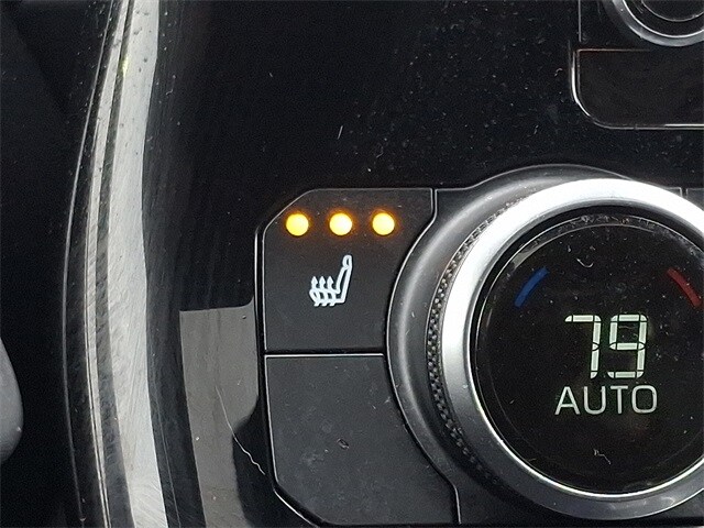 Thumbnail: 2023 Toyota Highlander - 28