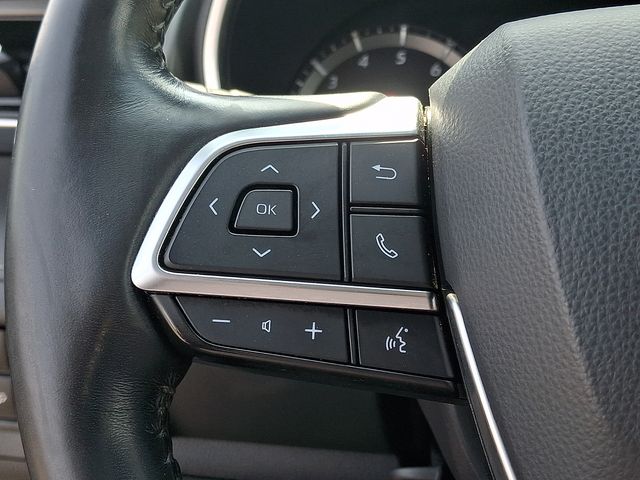 Thumbnail: 2021 Toyota Highlander - 23