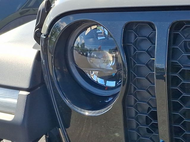 Thumbnail: 2023 Jeep Wrangler - 8