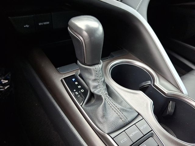 Thumbnail: 2024 Toyota Camry - 11