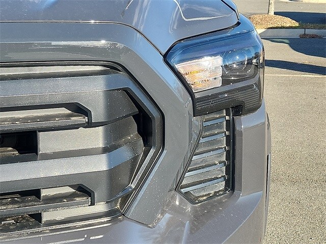 Thumbnail: 2025 Toyota Tacoma - 7