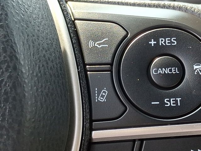 Thumbnail: 2023 Toyota Camry - 25