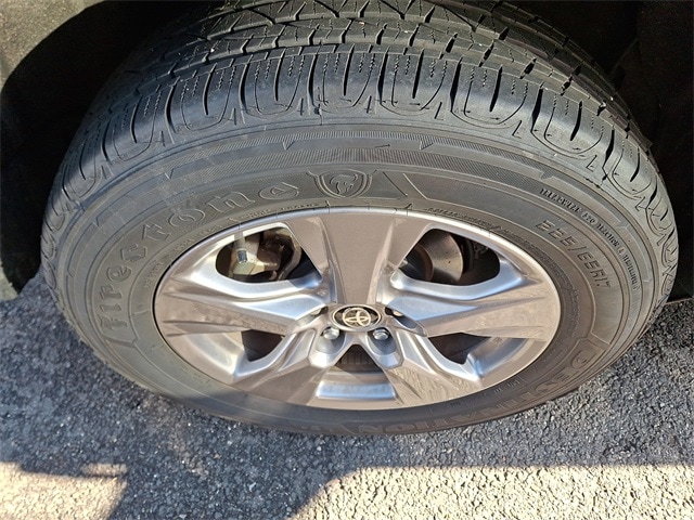 Thumbnail: 2025 Toyota RAV4 - 6