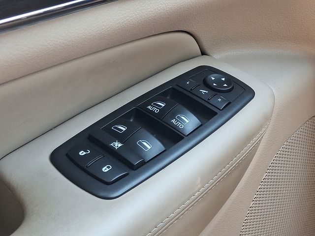 Thumbnail: 2018 Jeep Grand Cherokee - 23