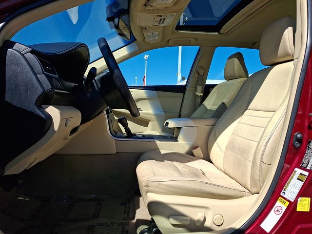 Thumbnail: 2015 Toyota Camry - 13