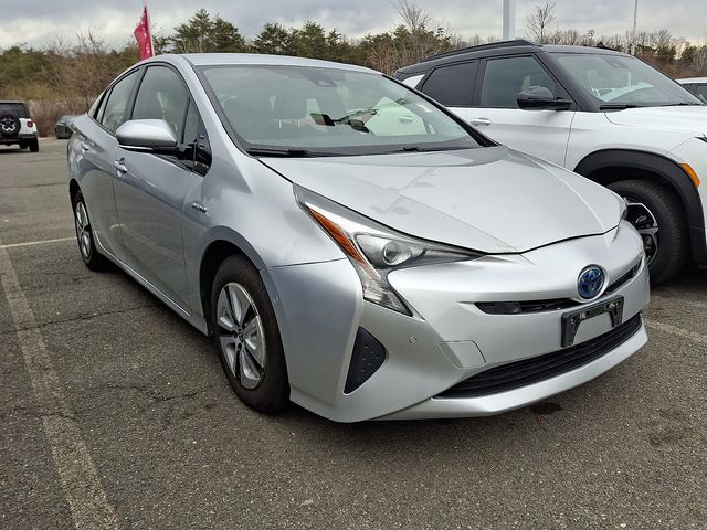 Thumbnail: 2017 Toyota Prius - 3