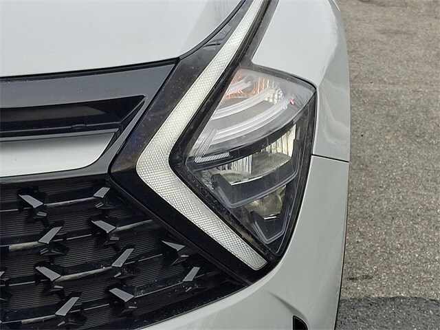 Thumbnail: 2023 Kia Sportage - 9