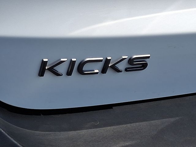 Thumbnail: 2025 Nissan Kicks - 10