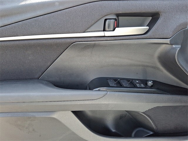 Thumbnail: 2025 Toyota Camry - 10