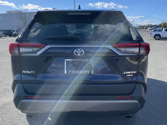 Thumbnail: 2021 Toyota RAV4 - 4