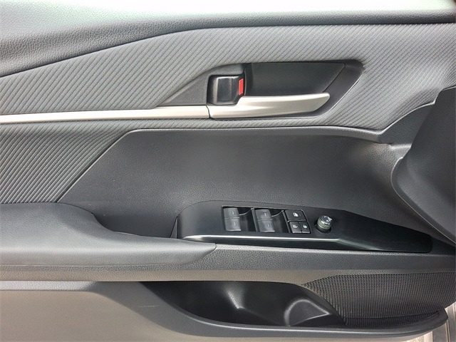 Thumbnail: 2025 Toyota Camry - 12