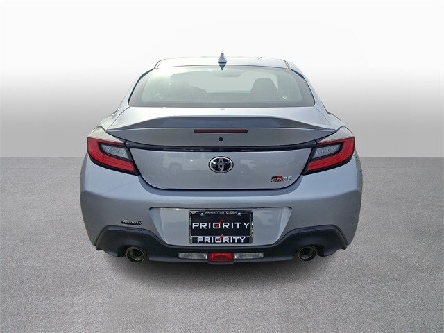 Thumbnail: 2023 Toyota GR86 - 5