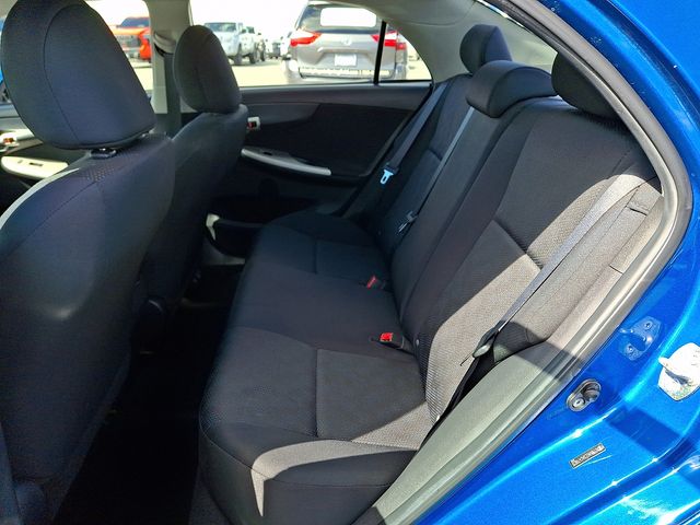 Thumbnail: 2010 Toyota Corolla - 9