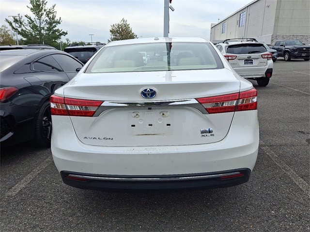 Thumbnail: 2015 Toyota Avalon - 6