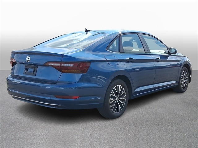 Thumbnail: 2019 Volkswagen Jetta - 4
