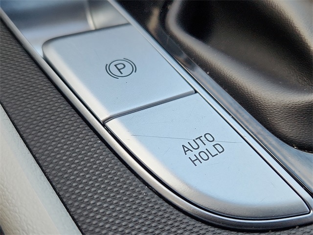 Thumbnail: 2025 Hyundai Elantra - 25