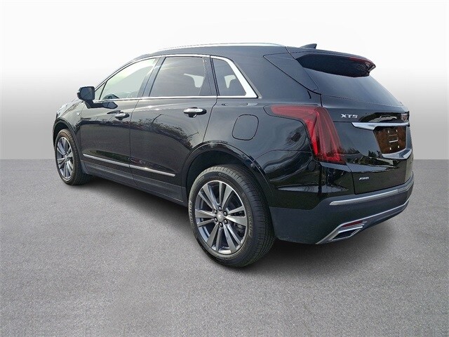 Thumbnail: 2025 Cadillac XT5 - 6