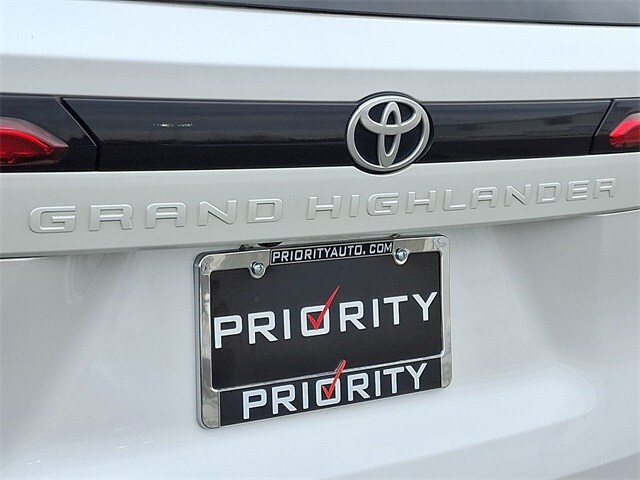 Thumbnail: 2024 Toyota Grand Highlander - 34