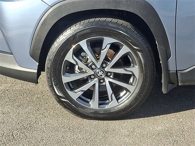 Thumbnail: 2024 Toyota Corolla Cross - 8