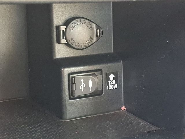 Thumbnail: 2014 Toyota Camry - 24