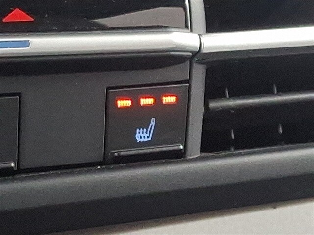 Thumbnail: 2024 Toyota Sienna - 27