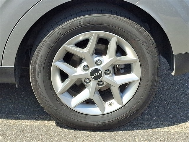 Thumbnail: 2024 Kia Soul - 8