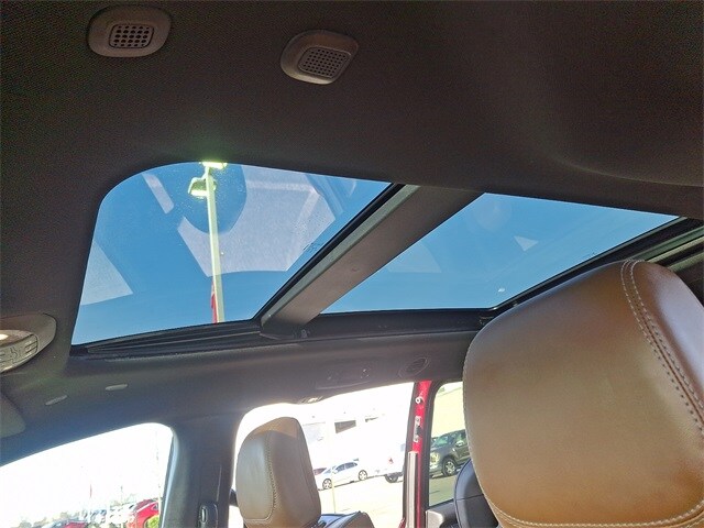 Thumbnail: 2021 Chrysler Pacifica - 14