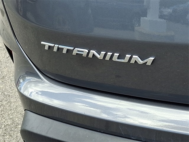 Thumbnail: 2022 Ford Edge - 24