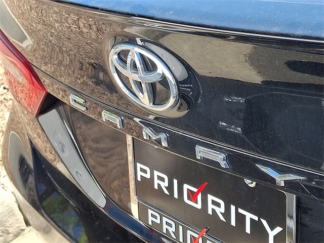 Thumbnail: 2018 Toyota Camry - 8