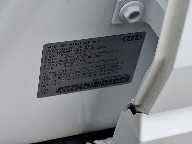 Thumbnail: 2024 Audi Q3 - 30