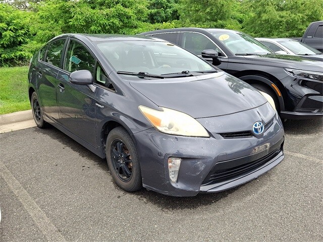 Thumbnail: 2012 Toyota Prius - 3