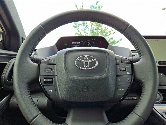 Thumbnail: 2024 Toyota bZ4X - 19